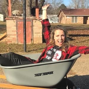 Meet your Posher, Mindy